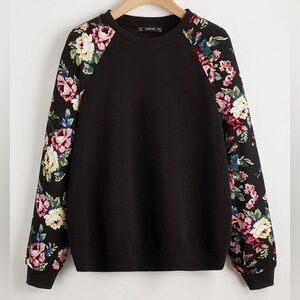 Floral Sleeve Black Long Sleeve Tee